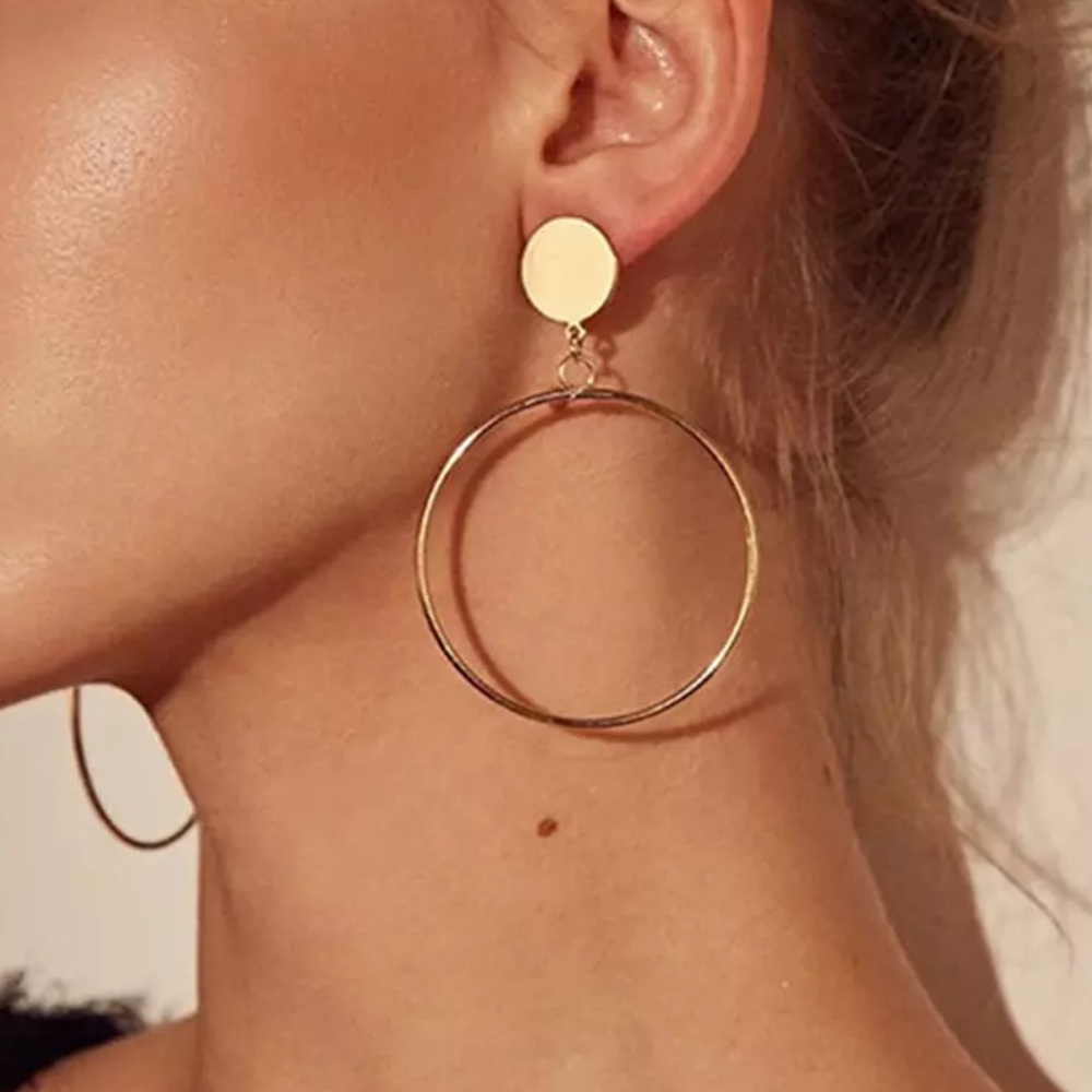 Golden modern double circle stud hoop earrings